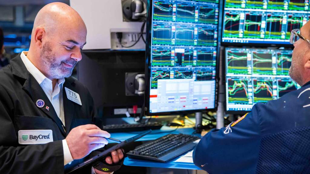 Dow drops 500 points as inflation worries dent market sentiment: Live&nbsp;updates