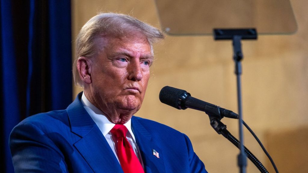 Americans souring on Trump’s economic strategy, polls&nbsp;say