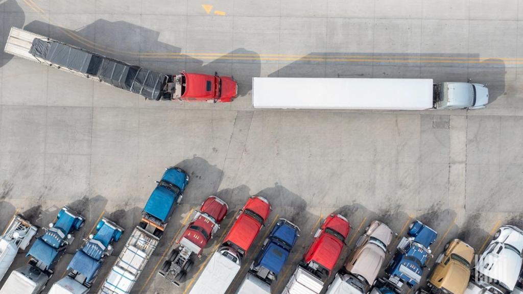 Mass layoffs in trucking and retail&nbsp;coming